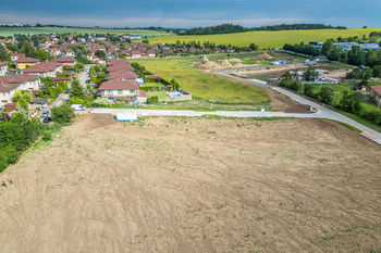 Prodej pozemku 826 m², Velké Přílepy