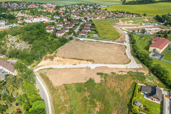 Prodej pozemku 826 m², Velké Přílepy