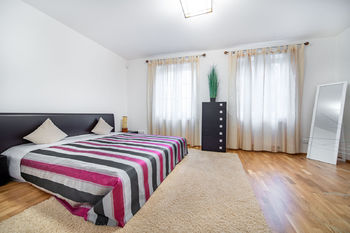 Prodej bytu 2+kk v osobním vlastnictví 65 m², Karlovy Vary