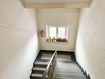 Prodej nájemního domu 1200 m², Hradec Králové