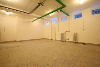 Pronájem skladovacích prostor 48 m², Praha 8 - Kobylisy