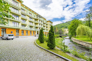 Prodej bytu 2+1 v osobním vlastnictví 77 m², Karlovy Vary