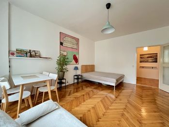 Pronájem bytu 1+kk v osobním vlastnictví 40 m², Praha 7 - Holešovice