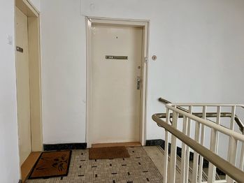 Pronájem bytu 1+kk v osobním vlastnictví 40 m², Praha 7 - Holešovice