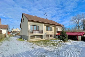 Prodej domu 281 m², Sedlec-Prčice