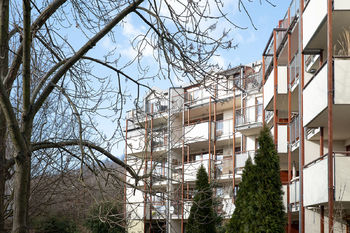 Pohled na dům - Prodej bytu 2+kk v osobním vlastnictví 105 m², Praha 9 - Libeň