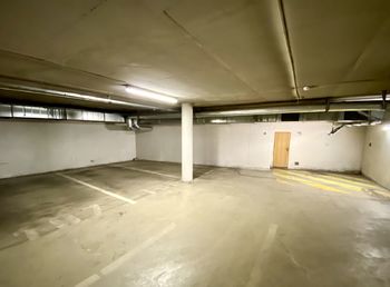 Prodej garážového stání 13 m², Praha 6 - Veleslavín