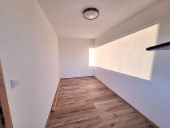 Ložnice - Pronájem bytu 2+1 v osobním vlastnictví 44 m², Vyškov