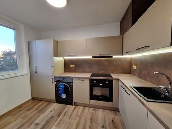 Kuchyně - Pronájem bytu 2+1 v osobním vlastnictví 44 m², Vyškov
