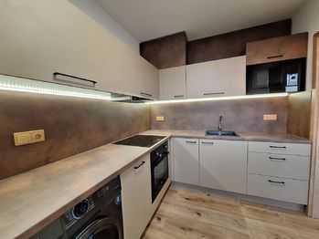 Kuchyně - Pronájem bytu 2+1 v osobním vlastnictví 44 m², Vyškov