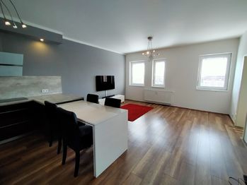 Pronájem bytu 3+kk v osobním vlastnictví 96 m², Lovosice