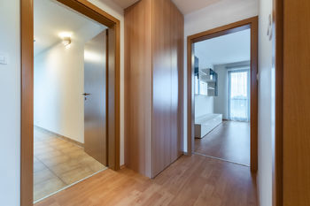 Pronájem bytu 2+kk v osobním vlastnictví 57 m², Praha 9 - Horní Počernice