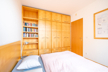 Ložnice - Prodej bytu 2+kk v osobním vlastnictví 52 m², Praha 2 - Vinohrady