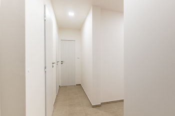 Pronájem bytu 3+1 v družstevním vlastnictví 85 m², Praha 9 - Černý Most