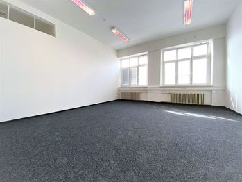 Pronájem kancelářských prostor 50 m², Hradec Králové