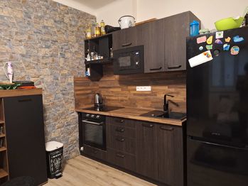 Kuchyňská linka - Prodej bytu 2+kk v osobním vlastnictví 42 m², Brno
