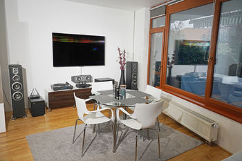 Prodej bytu 3+kk v osobním vlastnictví 86 m², Praha 5 - Smíchov
