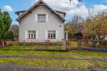 Prodej domu 203 m², Samšina