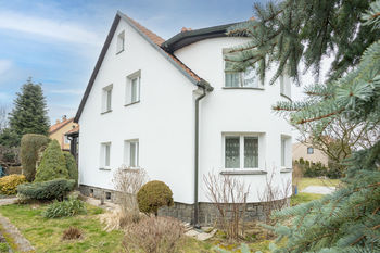 Prodej domu 290 m², Dobříš (ID 093-NP01834)
