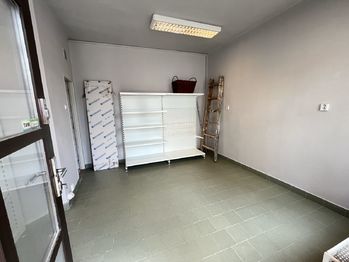 Pronájem obchodních prostor 18 m², Vsetín