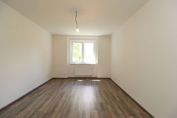 Ložnice - Pronájem bytu 2+kk v osobním vlastnictví 50 m², Praha 4 - Nusle