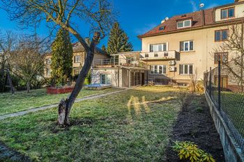 Prodej nájemního domu 473 m², Praha 4 - Hodkovičky