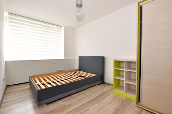 ložnice 2 ... - Pronájem bytu 4+kk v osobním vlastnictví 82 m², Havlíčkův Brod