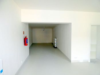 Pronájem komerčního prostoru 94 m², Roztoky