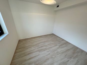 Pronájem bytu 2+kk v osobním vlastnictví 40 m², Praha 9 - Horní Počernice
