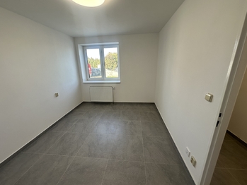 Prodej nájemního domu 700 m², Cheb