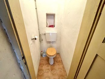 Samostatné WC - Pronájem bytu 3+1 v osobním vlastnictví 98 m², Radomyšl