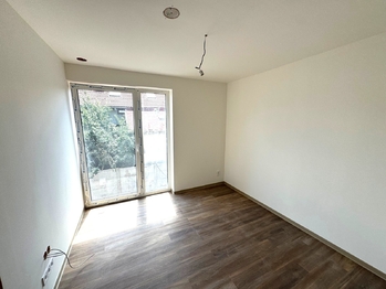 pokoj - současný stav - Prodej domu 110 m², Mukařov