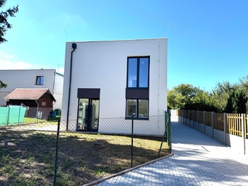 současný stav - Prodej domu 110 m², Mukařov