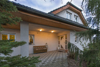 Prodej domu 355 m², Adamov