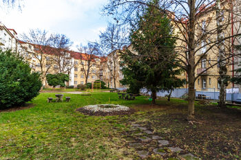 Prodej bytu 1+kk v družstevním vlastnictví 35 m², Praha 9 - Vysočany