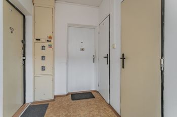 Prodej bytu 2+kk v osobním vlastnictví 40 m², Praha 4 - Michle