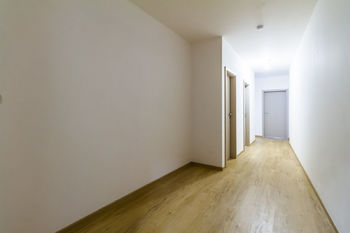 Chodba - Prodej bytu 3+kk v osobním vlastnictví 84 m², Vrchlabí