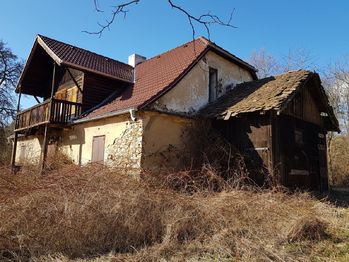Prodej pozemku 19510 m², Nižbor