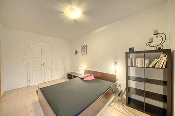 Ložnice s šatnou - Pronájem bytu 2+kk v osobním vlastnictví 60 m², Poděbrady