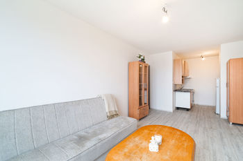 Prodej bytu 2+kk v osobním vlastnictví 42 m², Praha 4 - Háje
