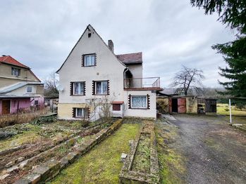 Prodej domu 200 m², Měcholupy