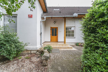 Pronájem domu 150 m², Praha 9 - Újezd nad Lesy