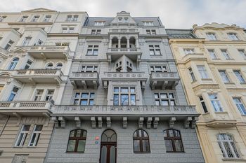 Pronájem bytu 3+1 v osobním vlastnictví 88 m², Praha 2 - Vinohrady