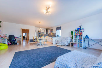 Prodej bytu 3+kk v osobním vlastnictví 108 m², Praha 9 - Prosek
