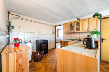 Prodej pozemku 54946 m², Stachy