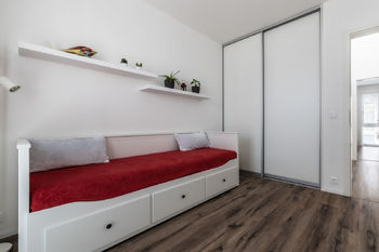 hostinský pokoj - Prodej domu 119 m², Vysoký Újezd