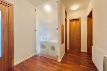 Prodej bytu 3+kk v osobním vlastnictví 91 m², Praha 2 - Vinohrady