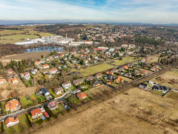 Prodej pozemku 1389 m², Velké Popovice