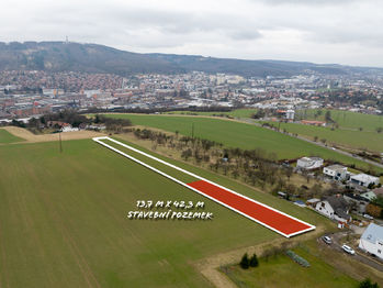 Prodej pozemku 4965 m², Zlín