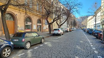 Pronájem bytu v osobním vlastnictví 13 m², Praha 8 - Libeň